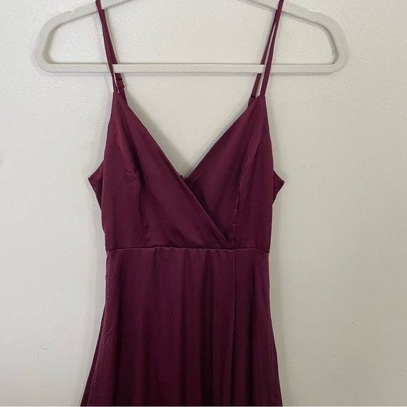 Lulu’s Ode To Love Satin Burgundy Cocktail Wedding Vacation Maxi Dress Size S - Picture 9 of 11